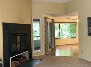 3700 Spring Ln, Lake Oswego, OR 97035