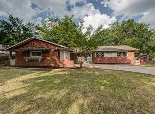 534 N Saint James Pl, Wichita, KS 67206