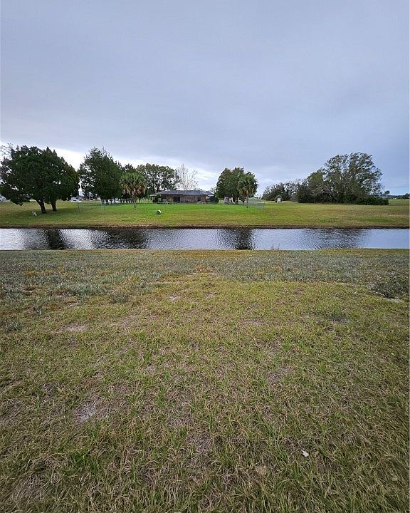 2nd image of 8524 Castile Rd