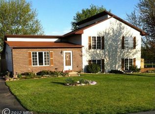 212 Larian Dr, Bunker Hill, WV 25413