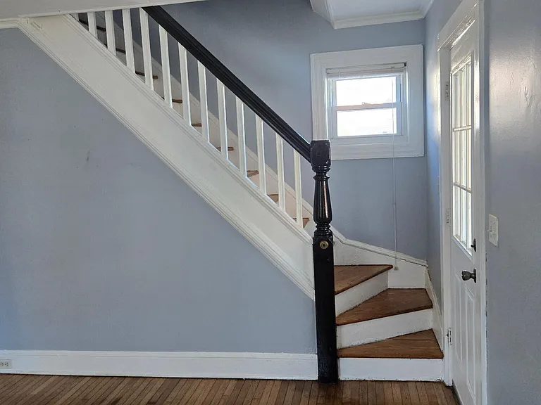 811 Central Ave — Photo 6