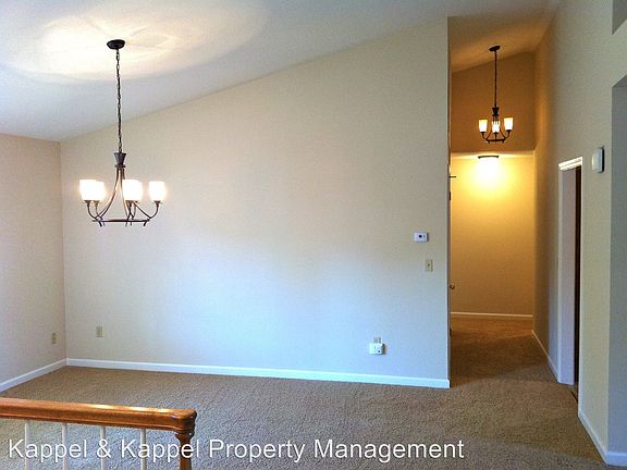 3rd image of 2225 Silver Fox Cir