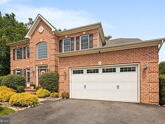 3rd image of 10117 Egerton Farm Ct