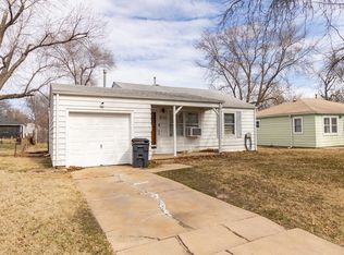 5722 E Grand Ave, Wichita, KS 67218