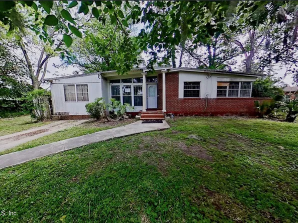 6831 RHONE Drive, Jacksonville, FL 32208