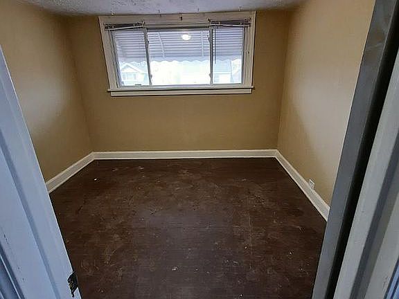 2nd image of 3707 E 105th St