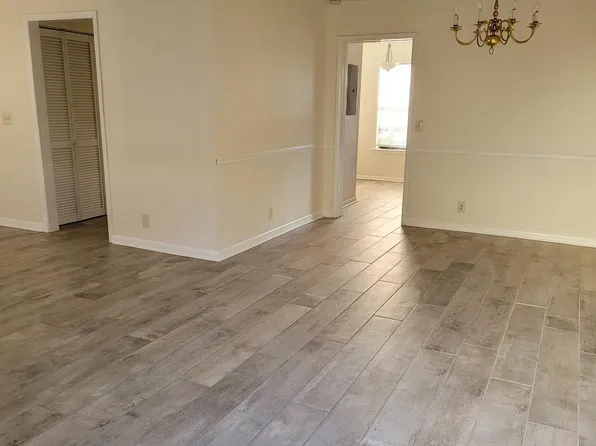 255 Mayflower Ln N, Madison, TN 37115