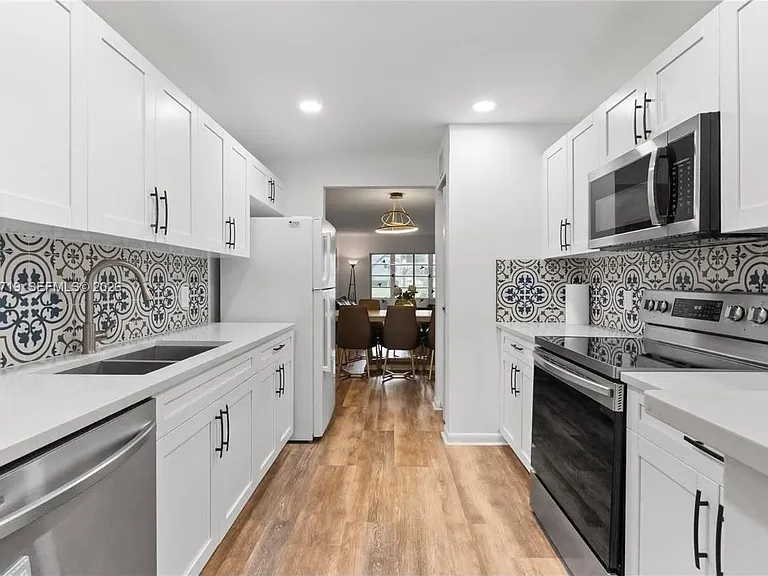12750 SW 4th Ct #105J — Photo 1