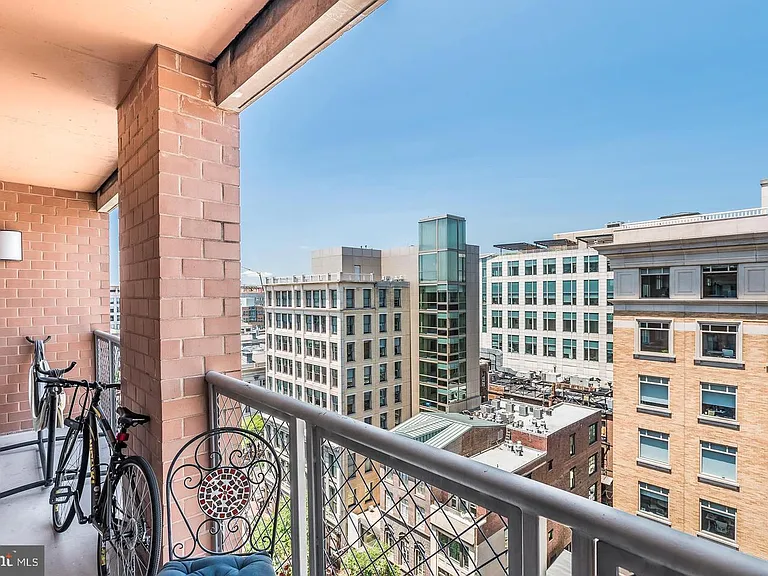 616 E St NW #1220 — Photo 5