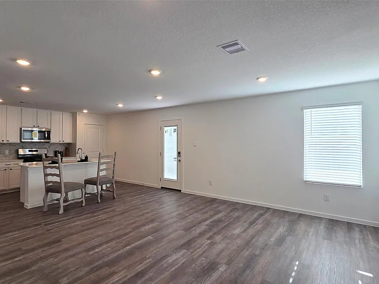 40934 Seasoned Oak Ln — Photo 4