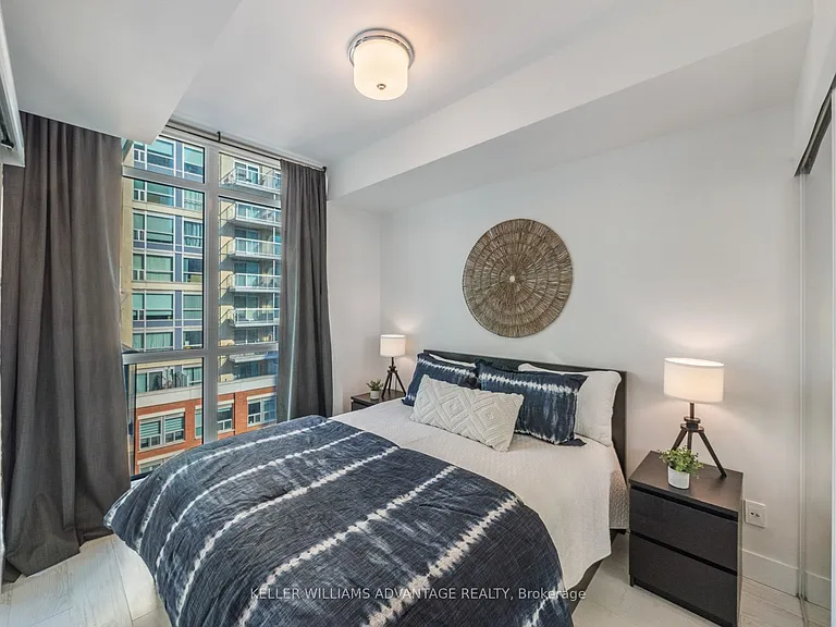 39 Sherbourne St #808 — Photo 14