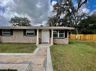 9318 Goldenrod Rd #B, Thonotosassa, FL 33592