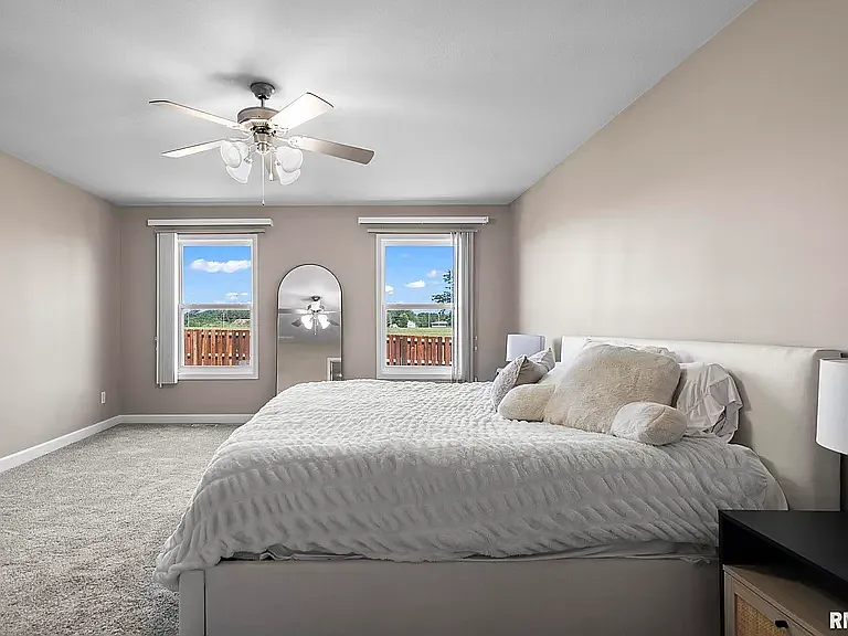 2721 Carl Prairie Dr — Photo 15