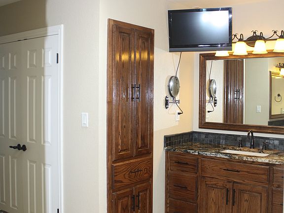 5th image of 3804 Wedgwood Ct