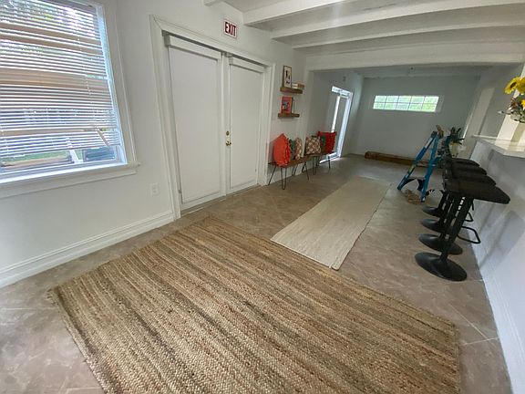 5th image of 1110 NE 119th St #Id1257078p