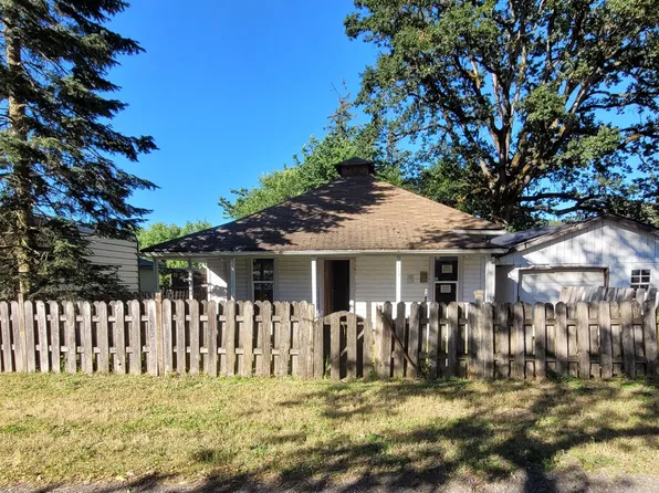 64468 2nd St, Deer Island, OR 97054