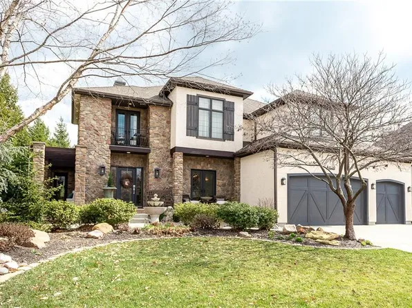 16241 Stearns St, Overland Park, KS 66221