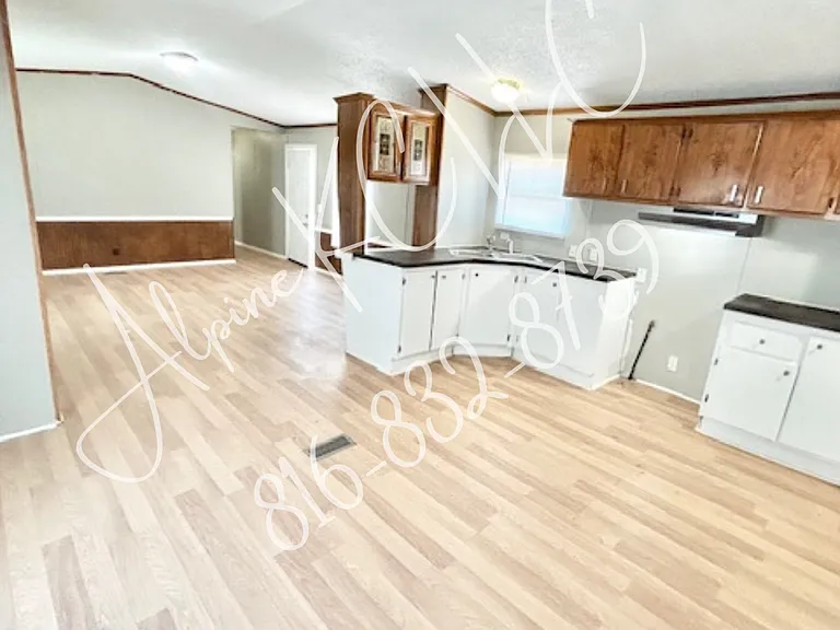 159 Countryside Ln — Photo 2