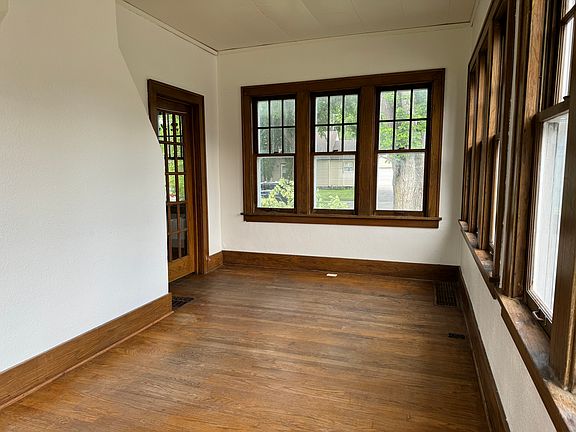 Sunroom / 4th Bedroom