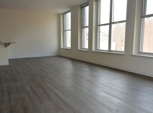 21 S Strawberry St APT 4D, Philadelphia, PA 19106