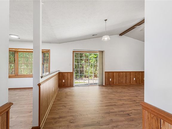 4th image of 16 Becouvarakis Ct