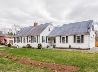 77 Ferry St, Hudson, NH 03051