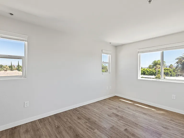 18425 Malden — Photo 25