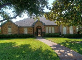 2622 Rochdale St, Garland, TX 75040