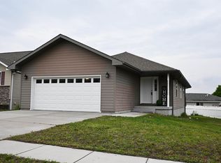 1203 Blue Stem Cir, Norfolk, NE 68701
