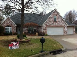 5504 E 103rd St, Tulsa, OK 74137