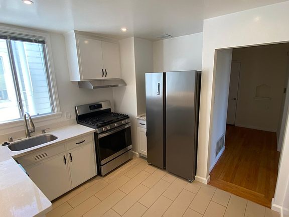 5th image of 1448 14th Ave