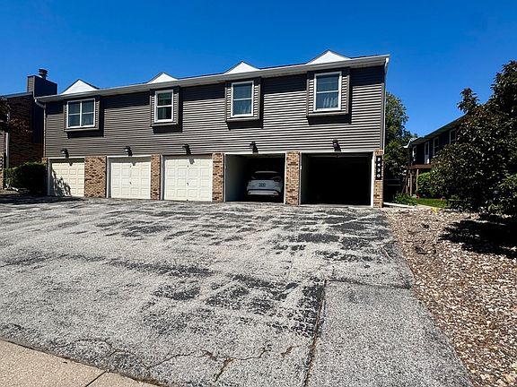2nd image of 2430 E 51st St APT C