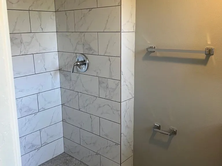 5103 Bell St #2 — Photo 8