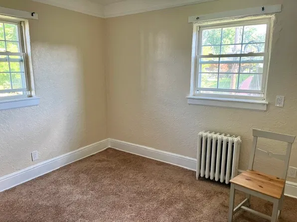 (undisclosed Address), Pleasantville, NY 10570