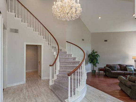 Elegant Entry