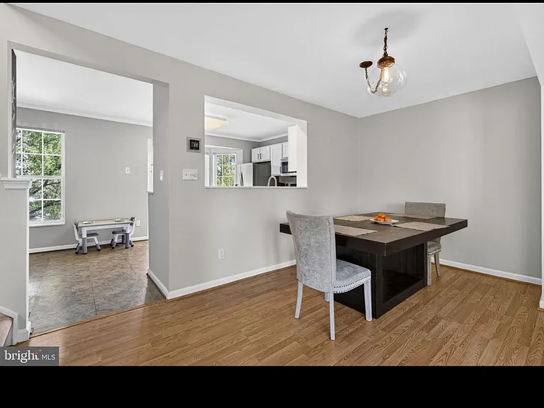9320 Garst Dr — Photo 13