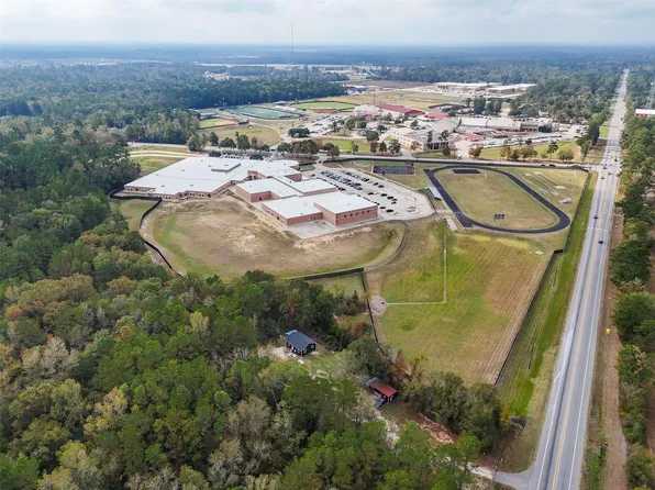 17278 Fm 2090 Rd, Conroe, TX 77306