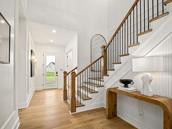 5th image of 1430 Round Hill Ln Lot 132