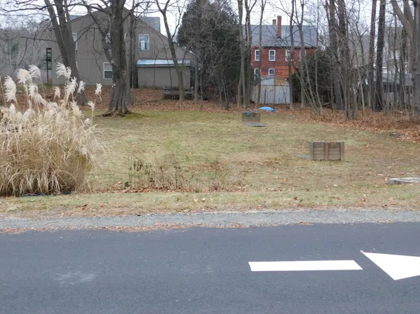 00 Fourth Street, Rollinsford, NH 03869