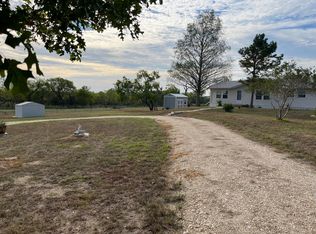 1767 Dowdy Rd, Seguin, TX 78155