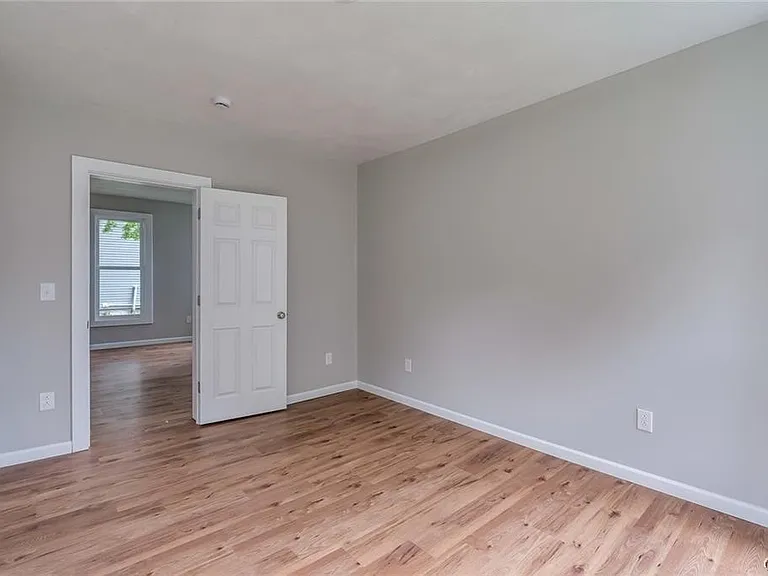 125 N Hamilton St — Photo 19