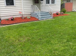 8930 Bunker Hill Dr, Munster, IN 46321