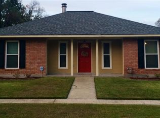 3463 Magnolia St, Zachary, LA 70791