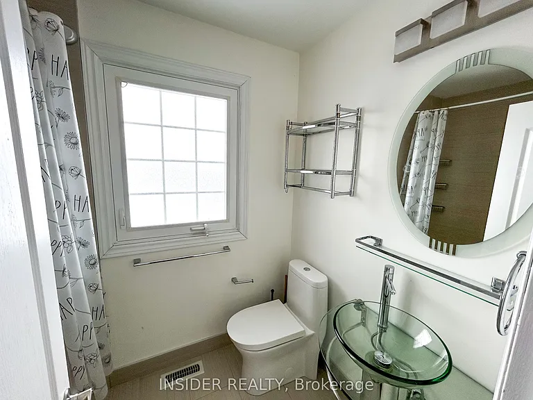98 White Blvd — Photo 13