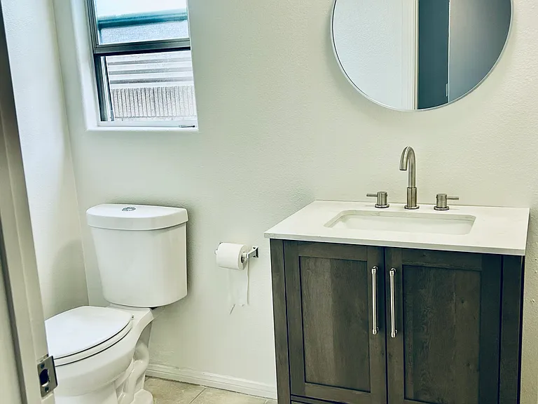 7846 Newman Ave #3C — Photo 10