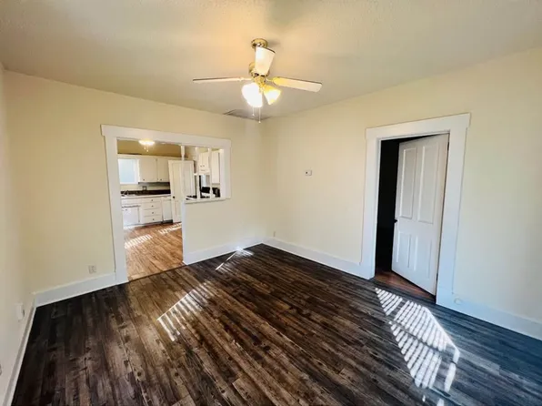 620 W London St, El Reno, OK 73036