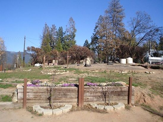 3rd image of 52842 Cedar Dr