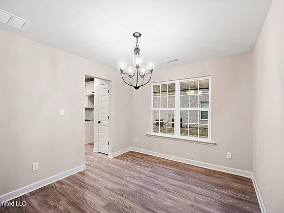 5th image of 8644 Lana Dr