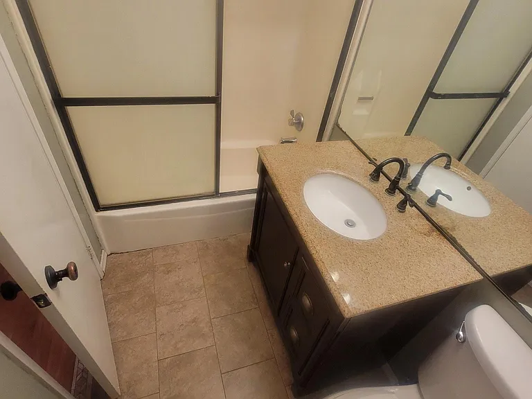 908 Cimarron Dr — Photo 7