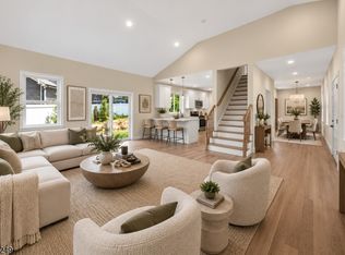 35 Stanhope Rd, Sparta, NJ 07871